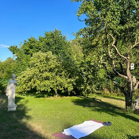 Privates Mit Pool & Whirlpool In *