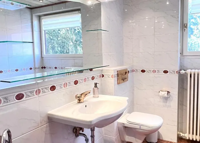 Dom wakacyjny Privates Mit Pool & Whirlpool In *